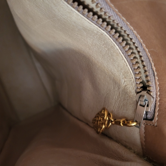 (SOLD)RARE Authentic 1960's Gucci sherryline snaffle bit bag - Picture 9 of 16